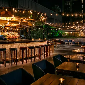 慕奇夕时代广场酒店 酒店